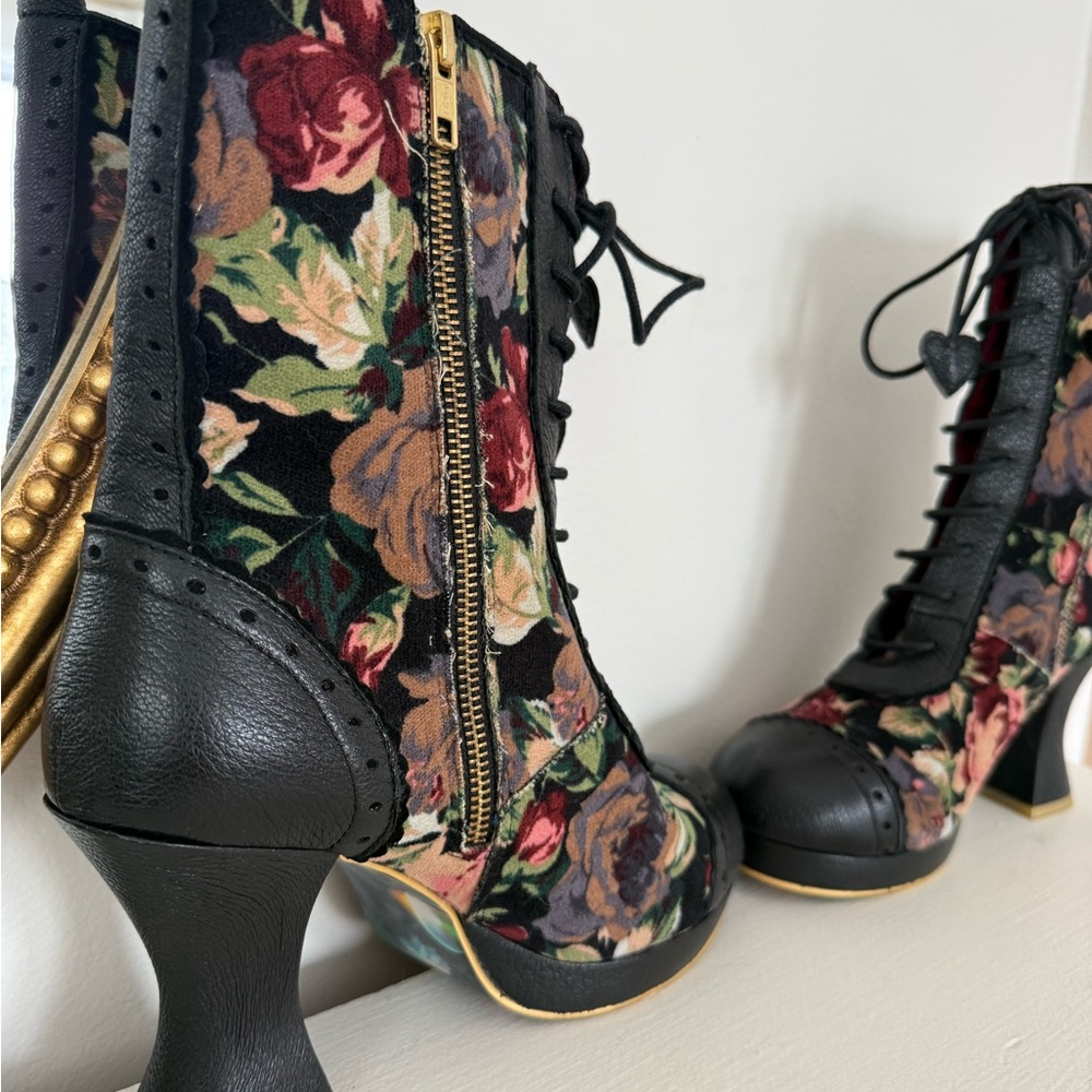 Irregular Choice Victorian style floral rose tapestry lace up bootie heels - Picture 8 of 13